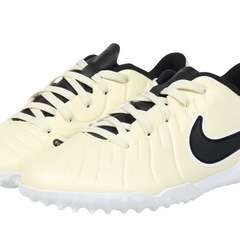 新品未使用 NIKEジュニア用サッカーシューズ