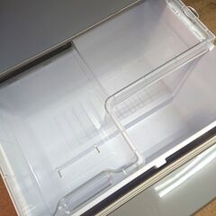 【ジモティ特別価格】SHARP 冷蔵庫 SJ-WA35B-S 2015年製 350L 3ドア 両開きの画像