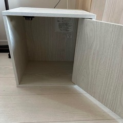 【2月9日まで】カラーボックス一段扉付きタイプの画像