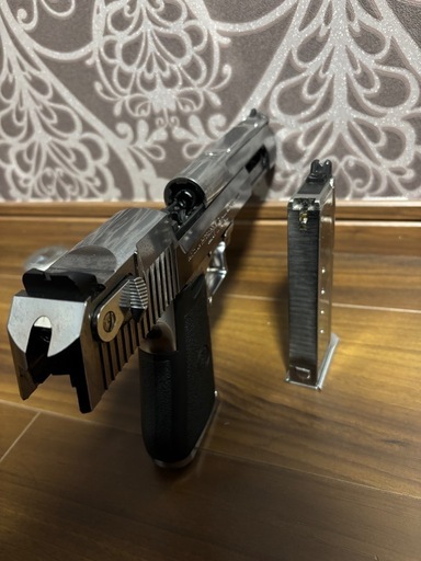 東京マルイ　デザートイーグル　クロームステンレス