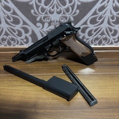 東京マルイ　M93R 　電動ハンドガン