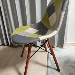 ダイニングチェアの画像