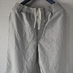 【未使用】ユニクロ　リラックスアンクルパンツ　男女兼用S　の画像