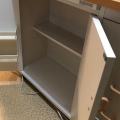キャビネットの画像