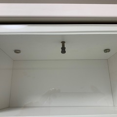 ホワイトガラス扉付き本棚
の画像