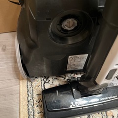 車輪が取れた掃除機の画像