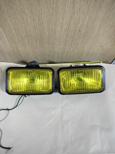 最終値下げです。旧型のフォグランプです。