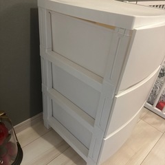 収納チェストの画像