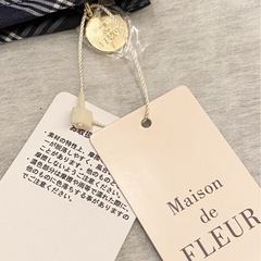 未使用タグ付 Maison de FLEUR メゾン ド フルール ポーチ パイピングスクエアポーチ ネイビーの画像