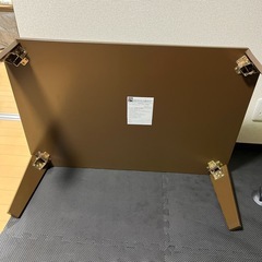折りたたみテーブルの画像