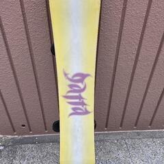 レンタルより安い！　YONEX 142cm バートンビンディング付きの画像
