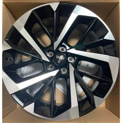 三菱自動車新型アウトランダーPHEV 純正ホイール20インチ
