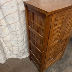 【19】レトロ木製キャビネット スリット扉 の画像