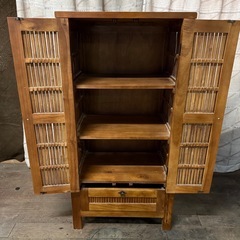 【19】レトロ木製キャビネット スリット扉 の画像