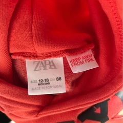 ZARA ZARAベビー　ロゴプリント　 パーカーの画像