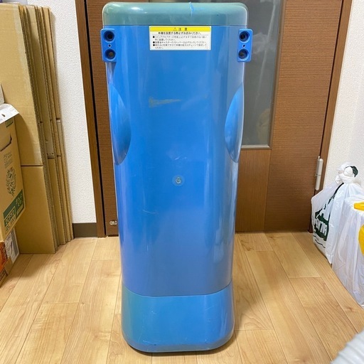 お譲り先決定】ガチャ本体 鍵付き カプセルおまけあり