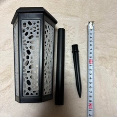 ソーラーライト 屋外 ガーデンライト LED 4個セット IP65防水 庭ライト 電球色+RGBスイッチ 照明 自動 ベランダ センサーライト イルミネーション 差し込み 自動点灯/消灯 庭/駐車場/芝生/車道/歩道に適用 飾り ledライト ガーデニングの画像