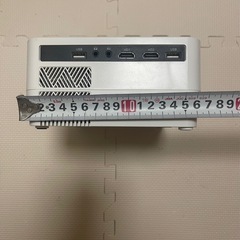 プロジェクター　付属品あり　A商品の画像