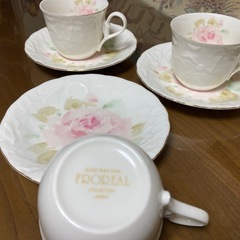 Aコーヒーカップ&ソーサー　　の画像