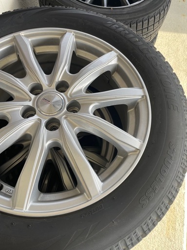 スタッドレス　205/55R16