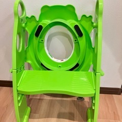 【取引終了】【20%お値下げ】【中古】トイトレ 補助便座 ステップ式の画像