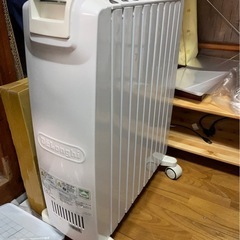 デロンギ　オイルヒーター