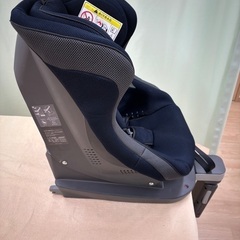 チャイルドシート　０歳から4歳ごろ　レスティロISOFIX