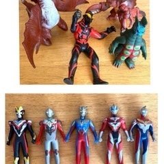 ウルトラマン、怪獣フィギュアセット
