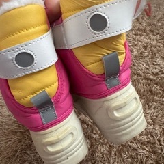 スノーブーツ　18センチ　の画像