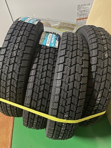 グッドイヤー　Ice navi7 スタッドレスタイヤ