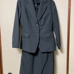 レディーススーツ1