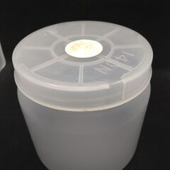 【中古品】空半透明菌糸ビン　空クリアボトル　幼虫飼育容器　菌糸ボトル7−1の画像