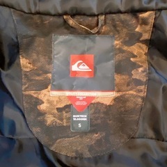 アウター　登山　アウトドア　モザイク柄　の画像