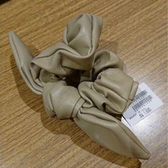 マジェスティックレゴン　シュシュの画像