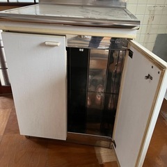 キッチン棚の画像