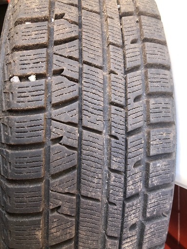 スタッドレスタイヤ