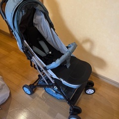 折りたたみ式ベビーカー