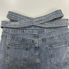 美品 ハイウエストスキニーデニムパンツ Mサイズ ライトブルーの画像