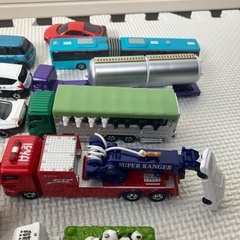 トミカ　パトカー　連節バス　家畜運搬車　まとめての画像