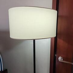 ＆値下げしました‼　フロアライトの画像
