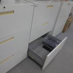 【4点セット】オフィス用 鍵付き3段ラテラル書庫の画像