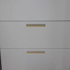 【4点セット】オフィス用 鍵付き3段ラテラル書庫の画像