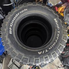 「受付終了」285/70/R17 BF Goodrich クロカ...