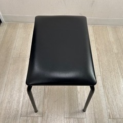 ピアノ用椅子の画像