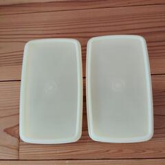 （新品）タッパーウェア食品保存容器 2個セット 透明・淡い黄色の画像