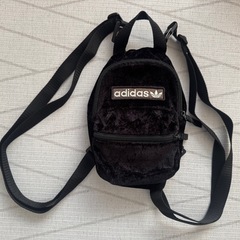 adidas アディダス リュック ショルダーバッグ　サコッシュ