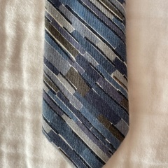 アニエスべー細ネクタイ1本の画像