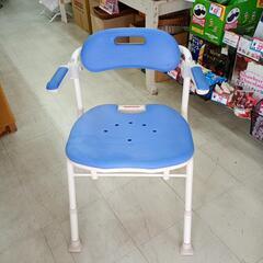 ☆綺麗☆折り畳みシャワーチェア（肘付き）の画像