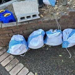 庭の残土　土嚢　