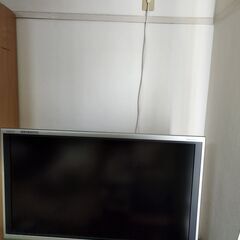 市内無料配達　４０型液晶テレビ　リモコン付き　引き取りなら値引きしますの画像